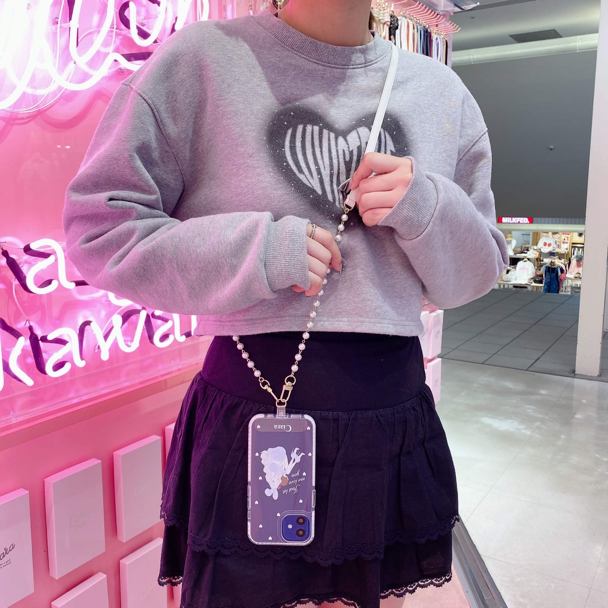 ブルーバニーケースストラップカスタム