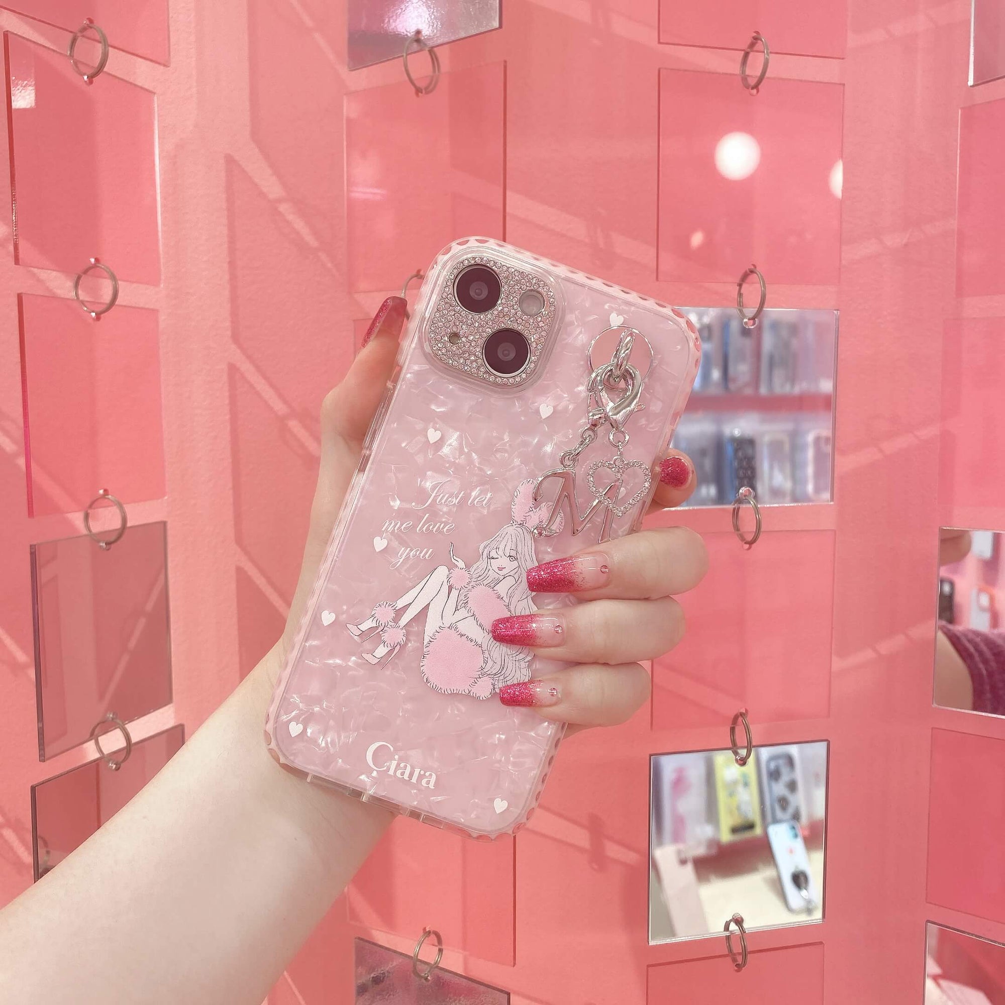 ピンクバニーケースカスタムチャーム