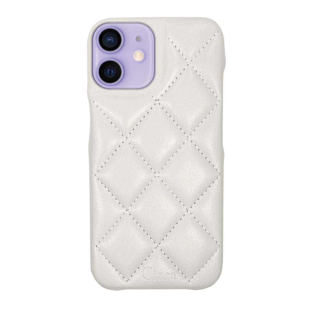 iPhone12/12Pro キルティングPU レザーケース ロゴ ホワイト