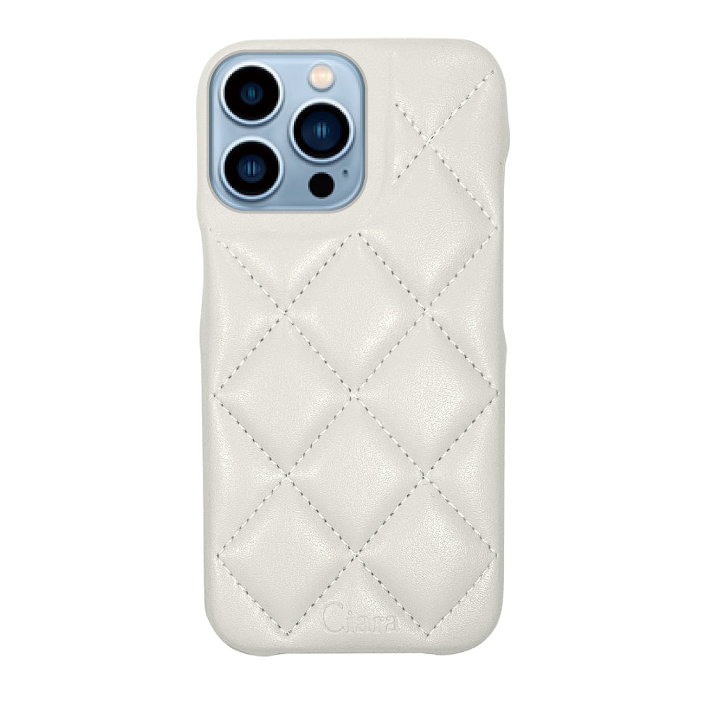 iPhone13ProMax キルティングPU レザーケース ロゴ ホワイト