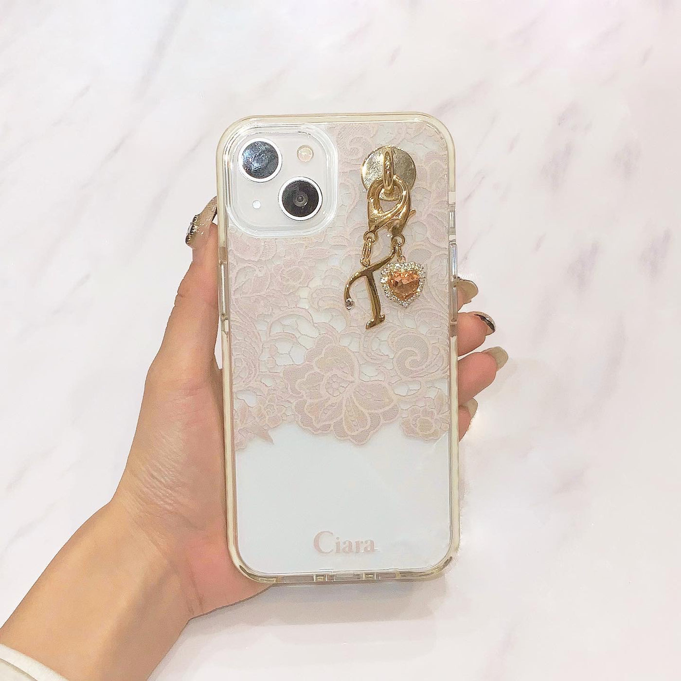 大人っぽいケース選びのポイント