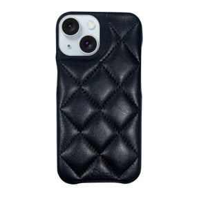 iPhone15Plus キルティングPU レザーケース ロゴ ブラック