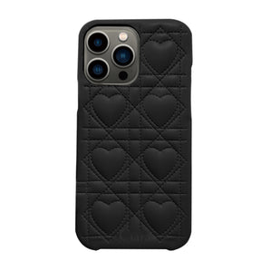 iPhone13Pro ハートキルティングPU レザーケース ロゴ ブラック