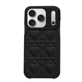iPhone17Pro ハートキルティングPU レザーケース プティ ブラック
